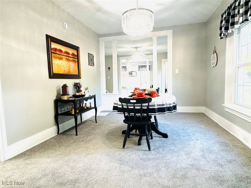 527 W 41st Street