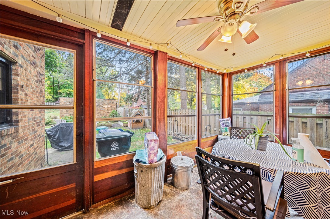 2710 Edgehill Road