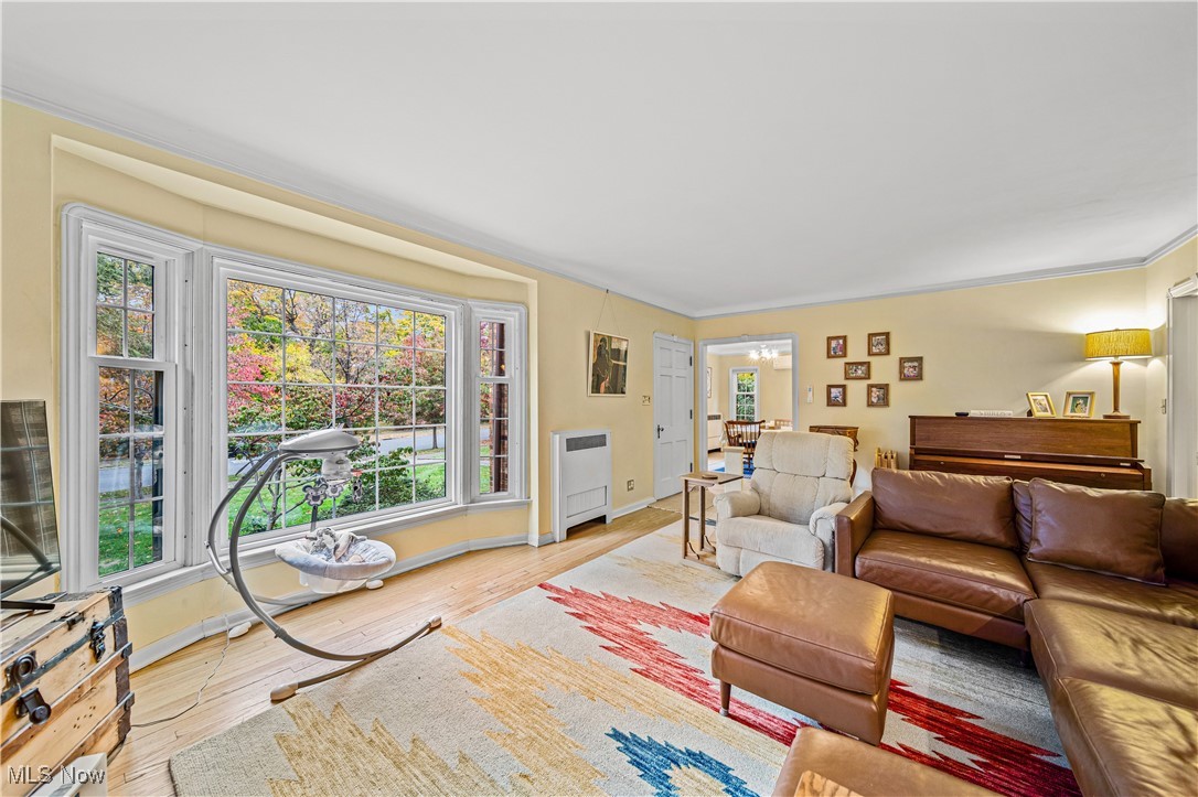 2710 Edgehill Road