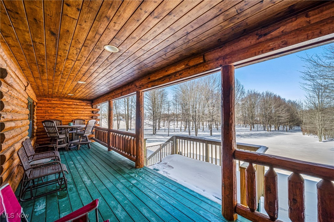 282 S Ridge Road W
