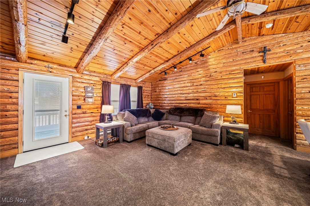 282 S Ridge Road W