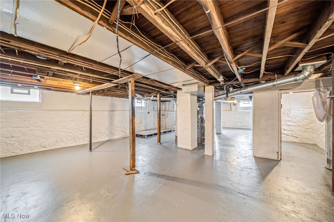 818 W 50th Street