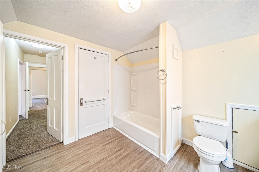 818 W 50th Street