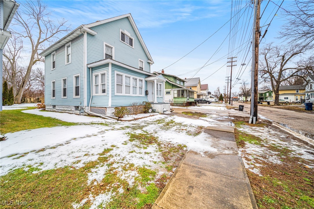 818 W 50th Street