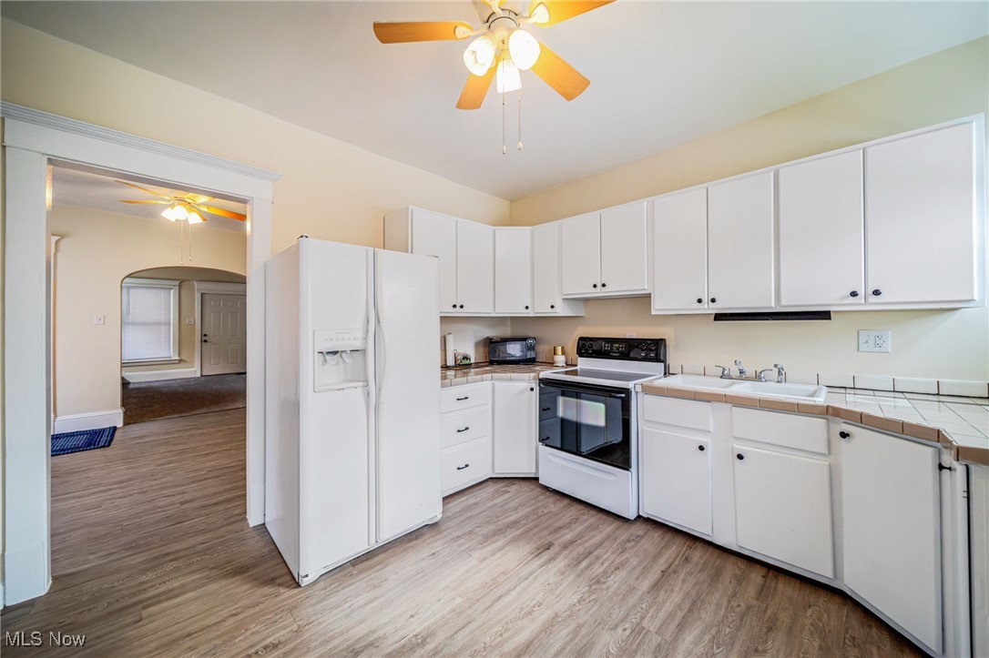 818 W 50th Street