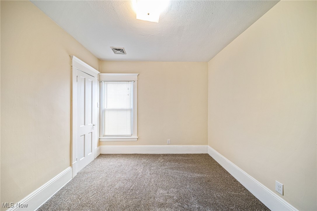 818 W 50th Street