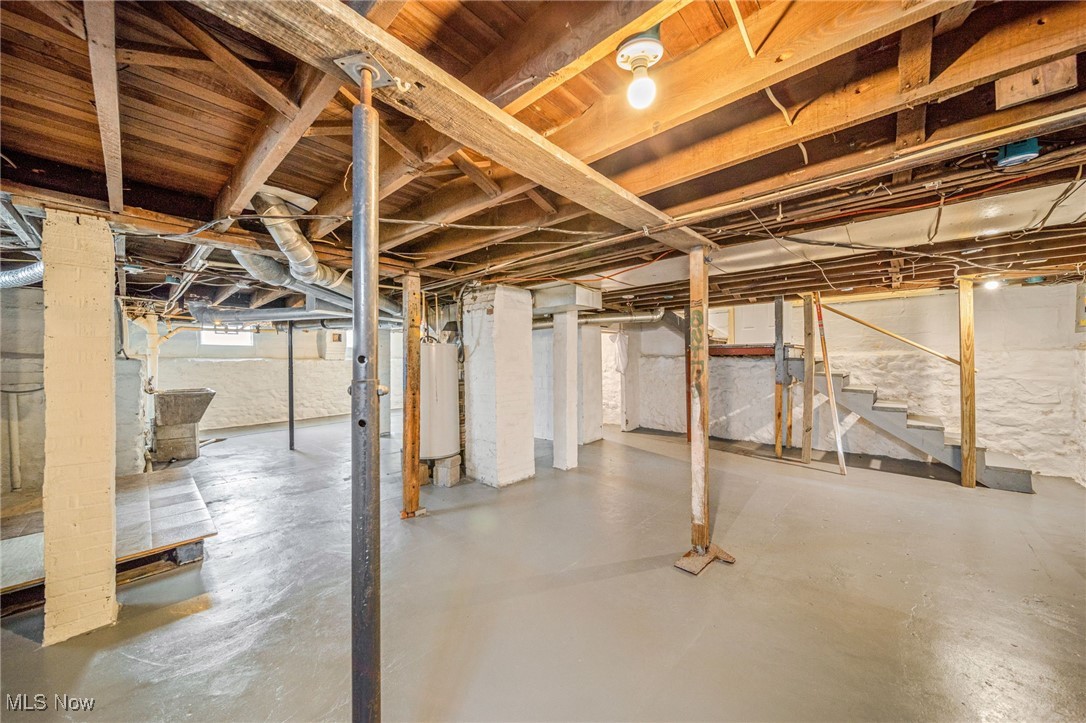 818 W 50th Street