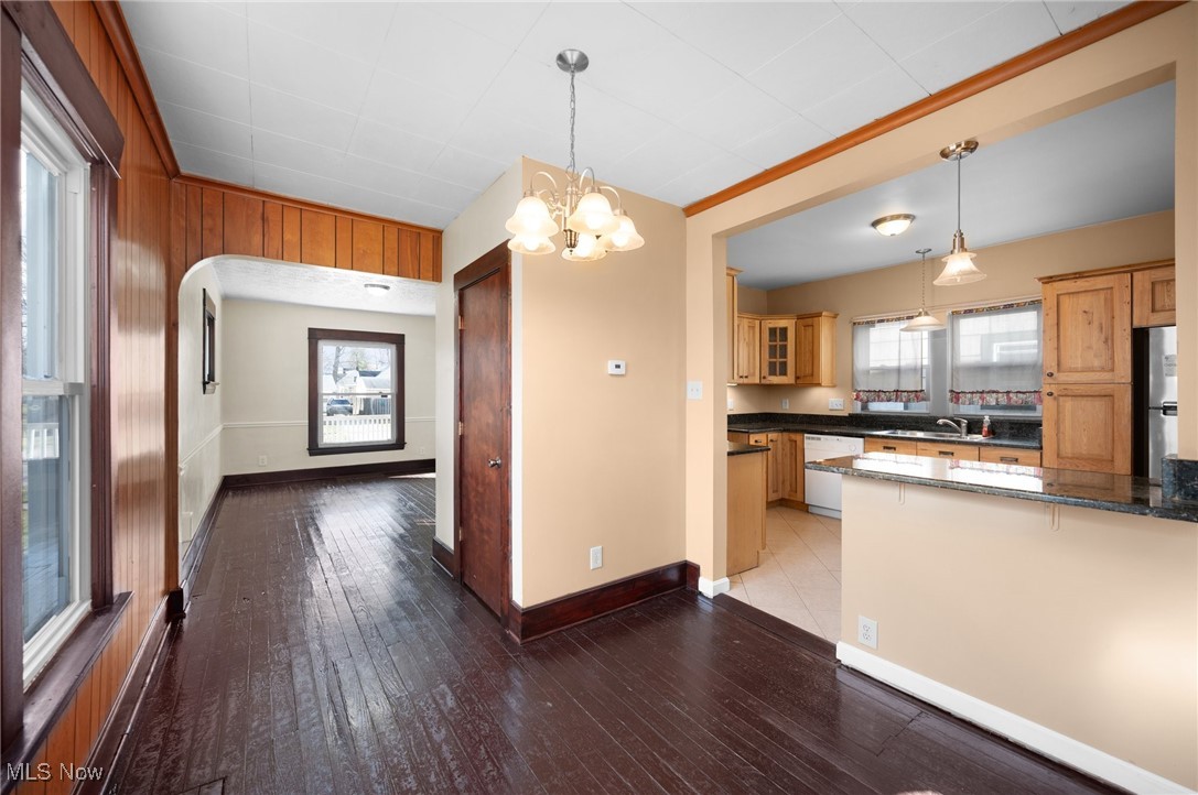 1825 W 8th Street