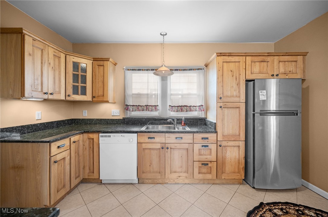 1825 W 8th Street