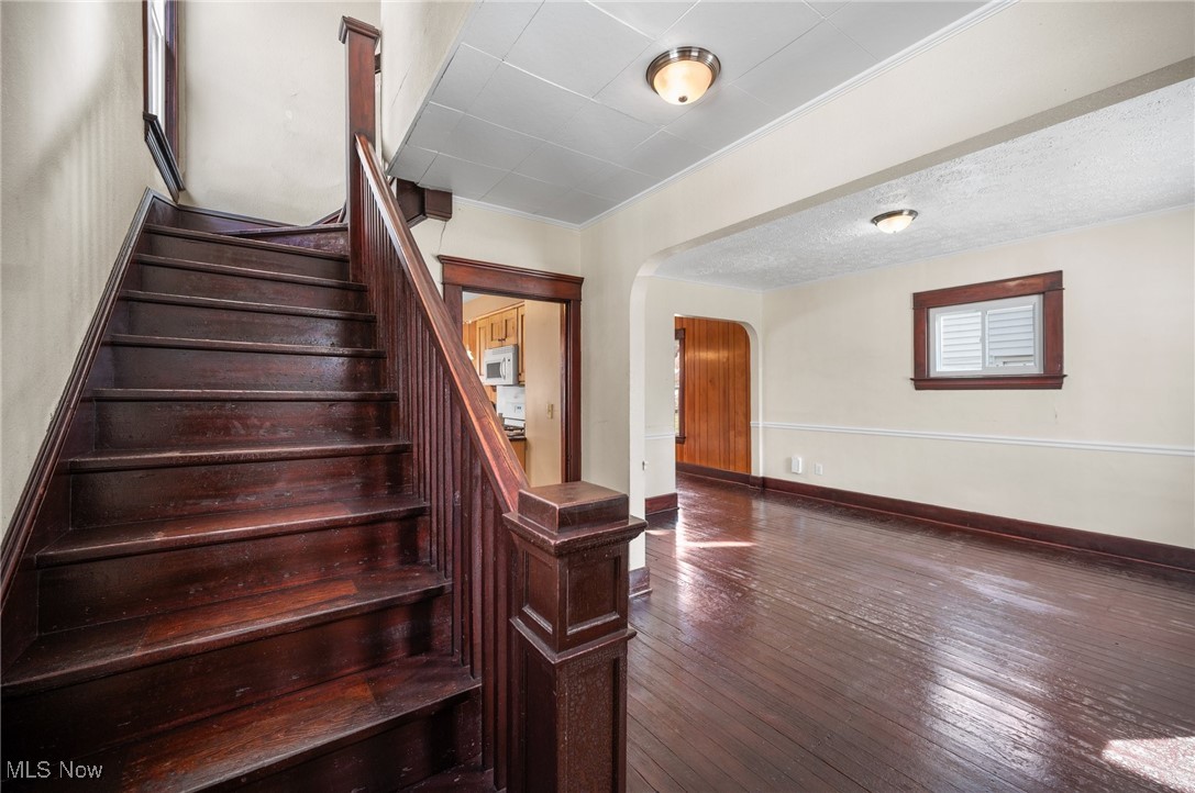 1825 W 8th Street