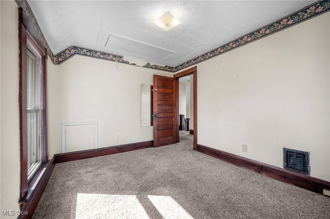 1825 W 8th Street
