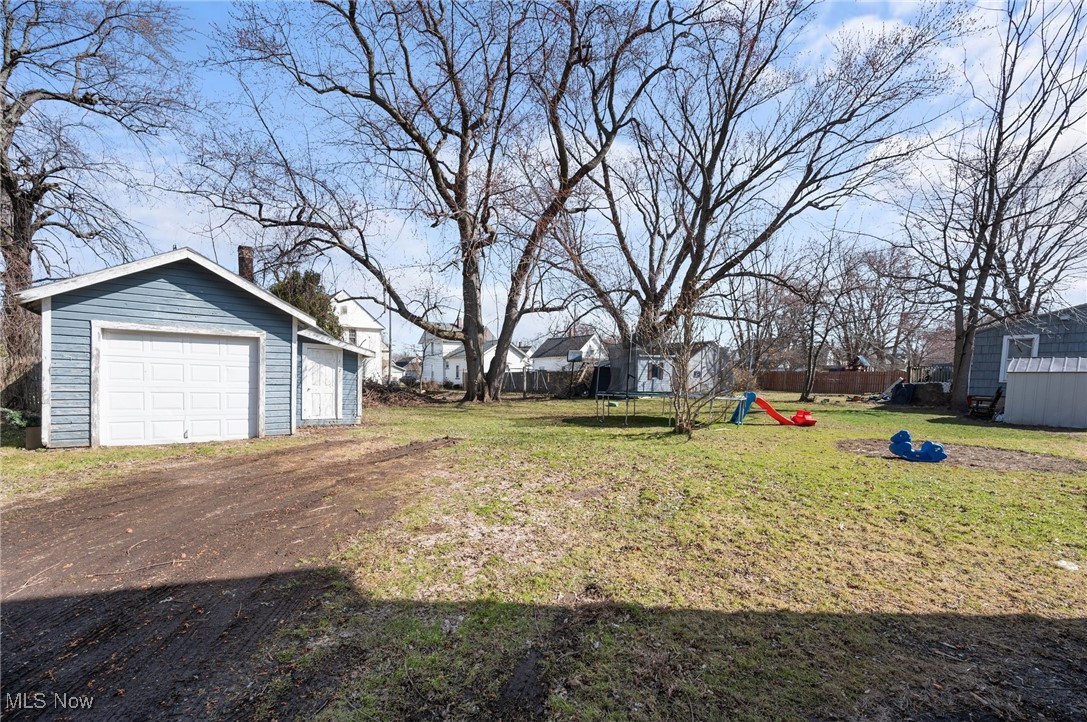 1825 W 8th Street