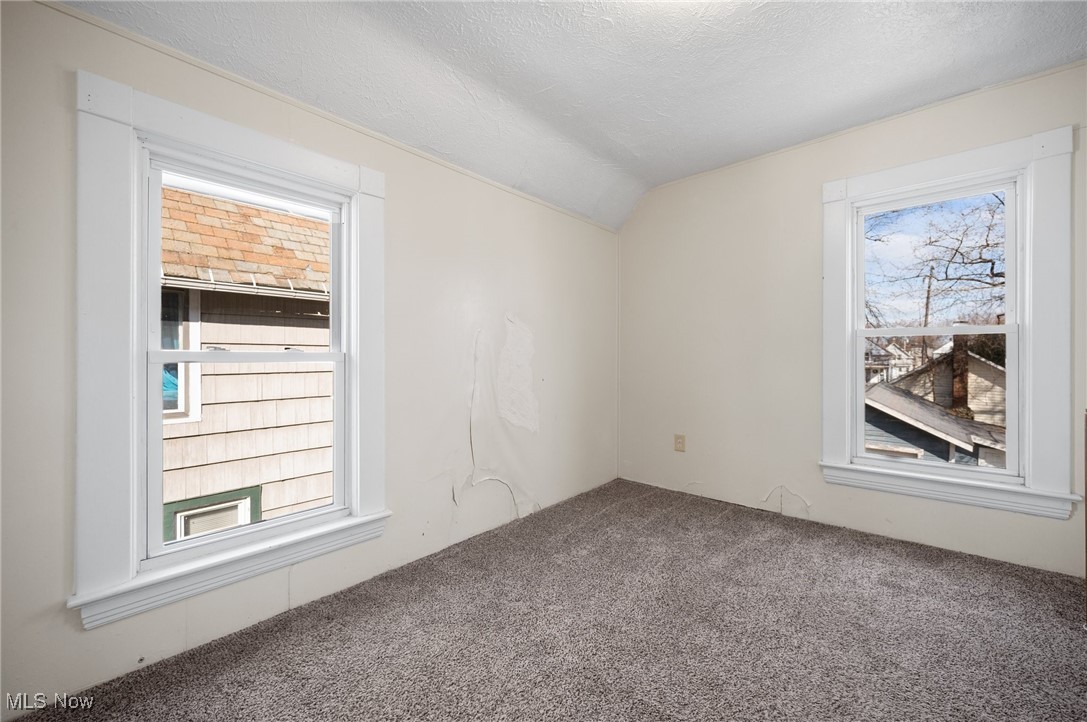 1825 W 8th Street