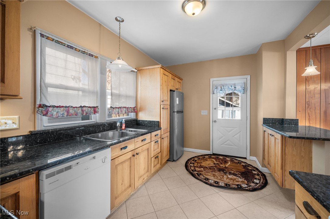 1825 W 8th Street