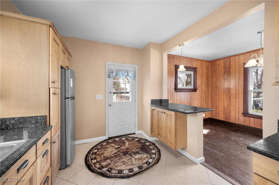 1825 W 8th Street