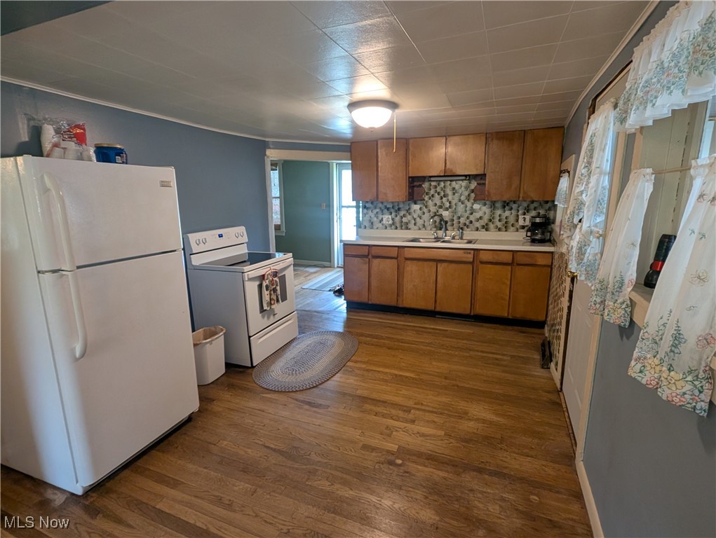 2356 Walter Main Road