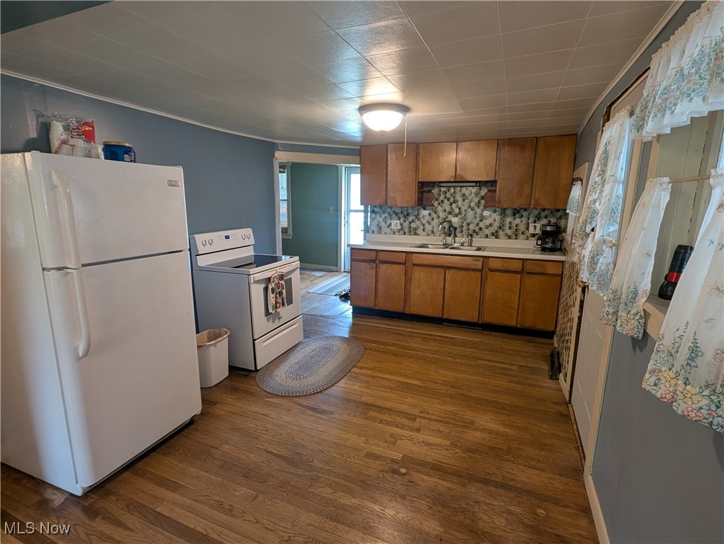 2356 Walter Main Road