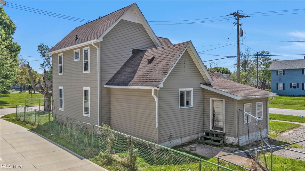 563 Mill Street