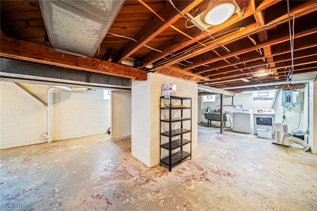 608 Lyndon Avenue
