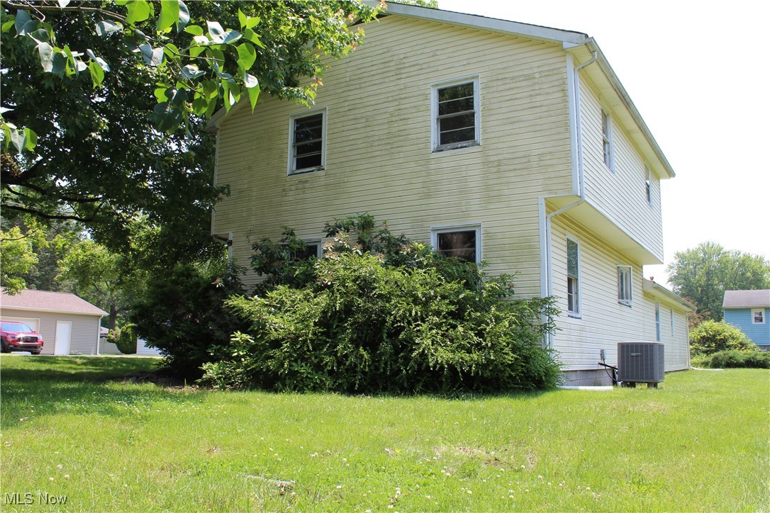 2842 Fairview Drive