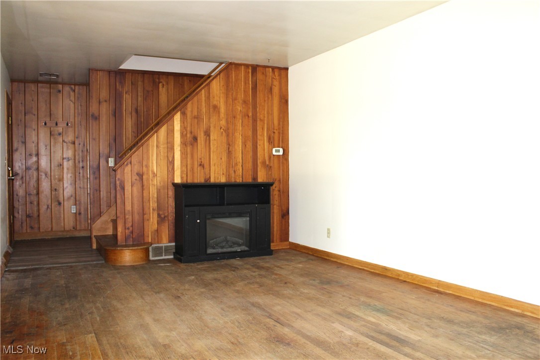2842 Fairview Drive