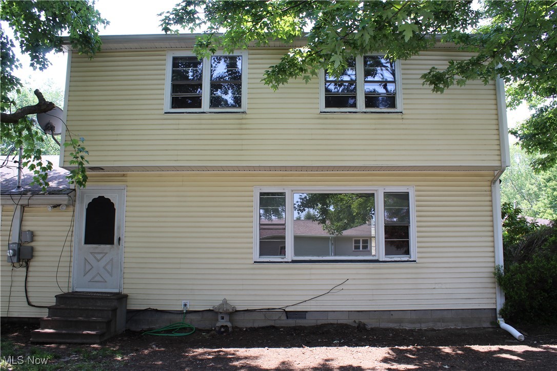 2842 Fairview Drive