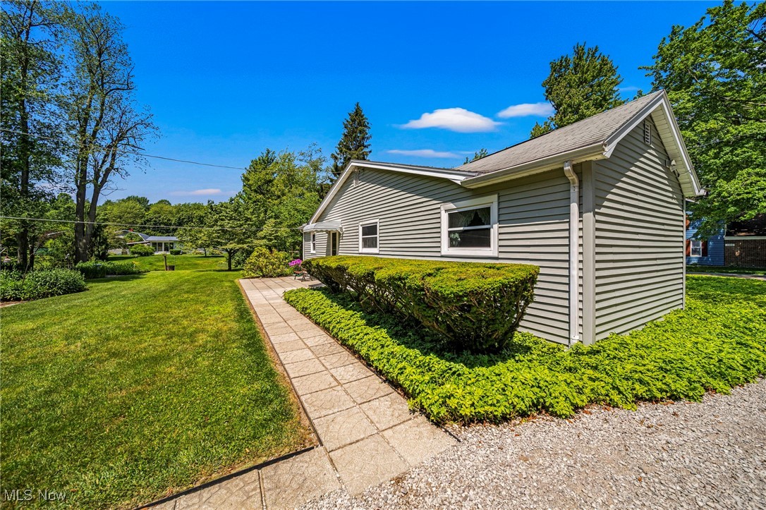 3988 Lake Road