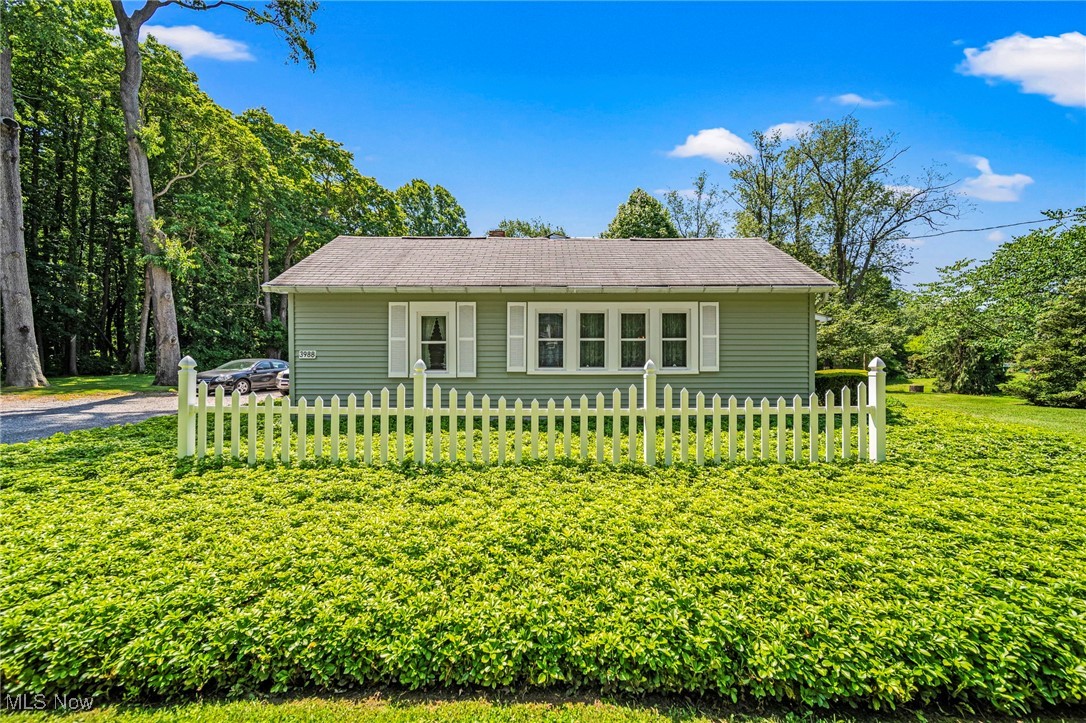 3988 Lake Road