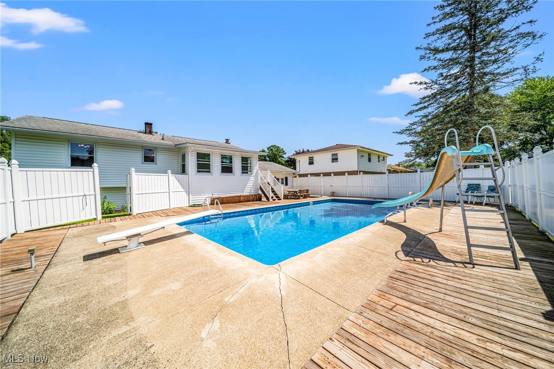 1543 Cherry Lane