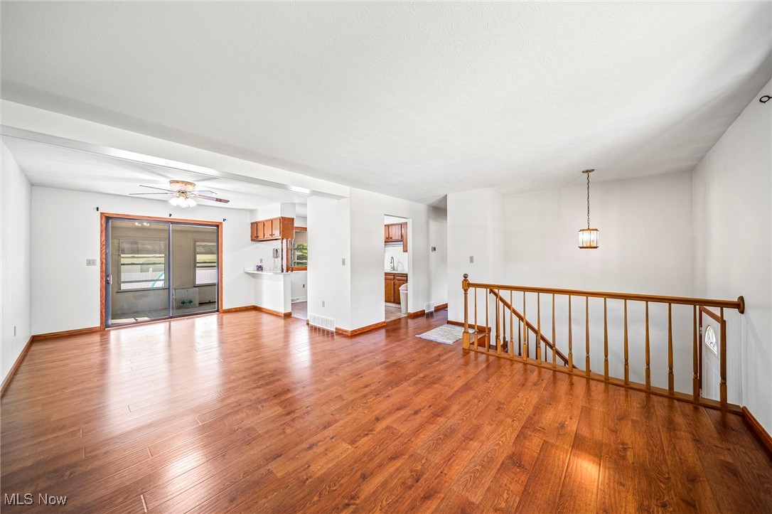 1543 Cherry Lane