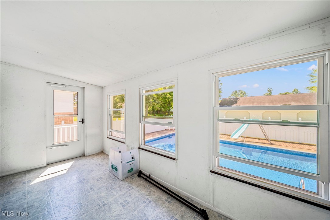1543 Cherry Lane