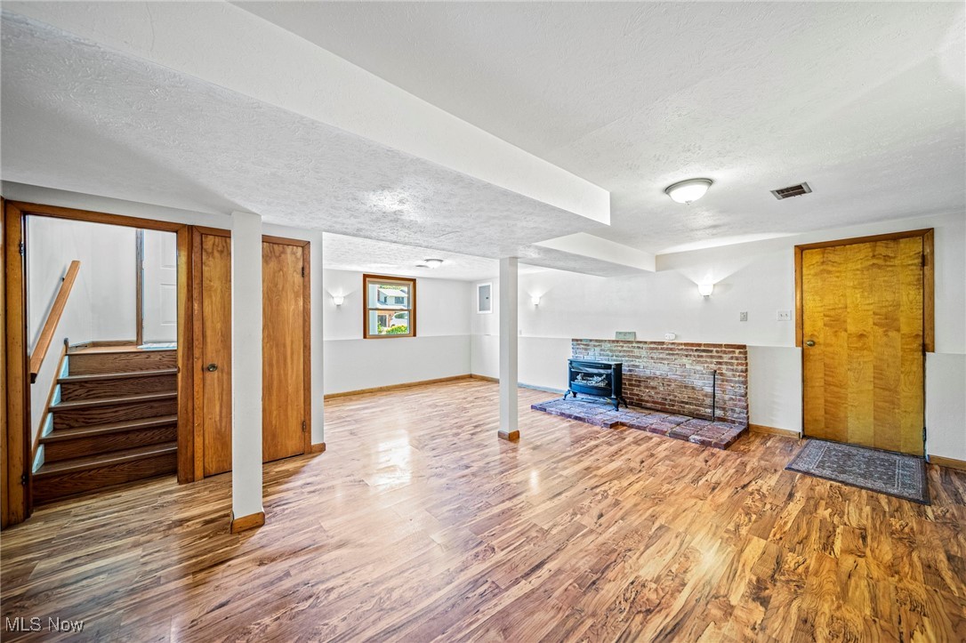 1543 Cherry Lane