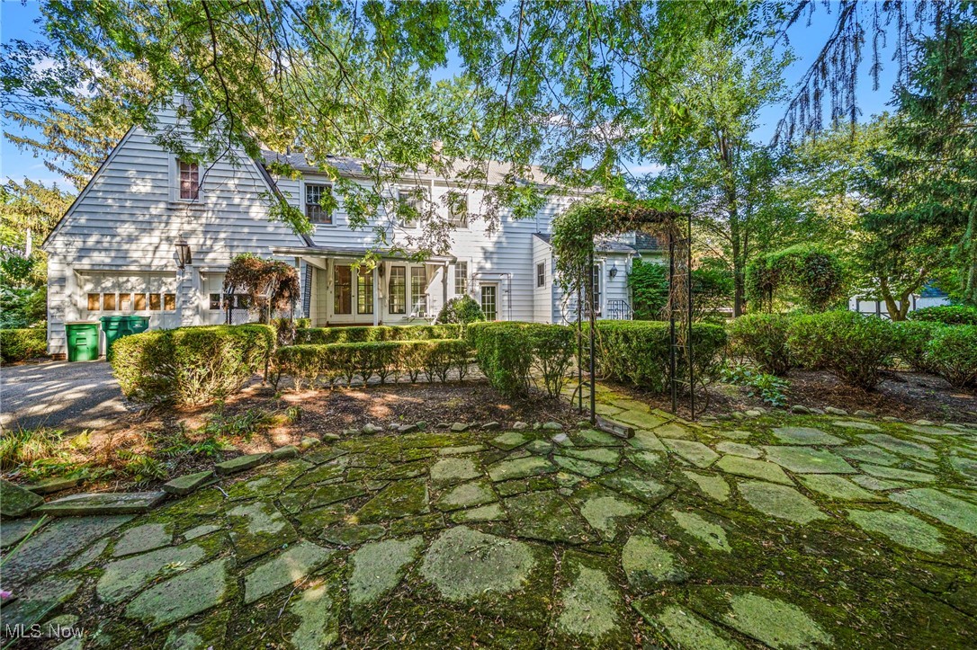 7364 Johnnycake Ridge Road