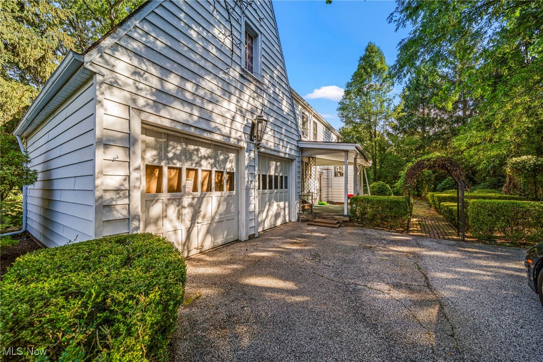 7364 Johnnycake Ridge Road