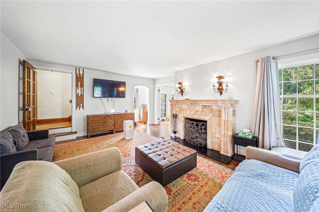 7364 Johnnycake Ridge Road
