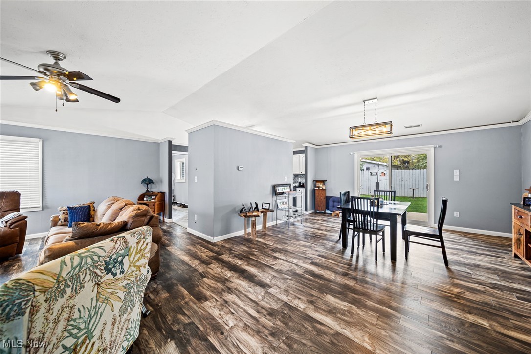 7527 Tamkrist Trail