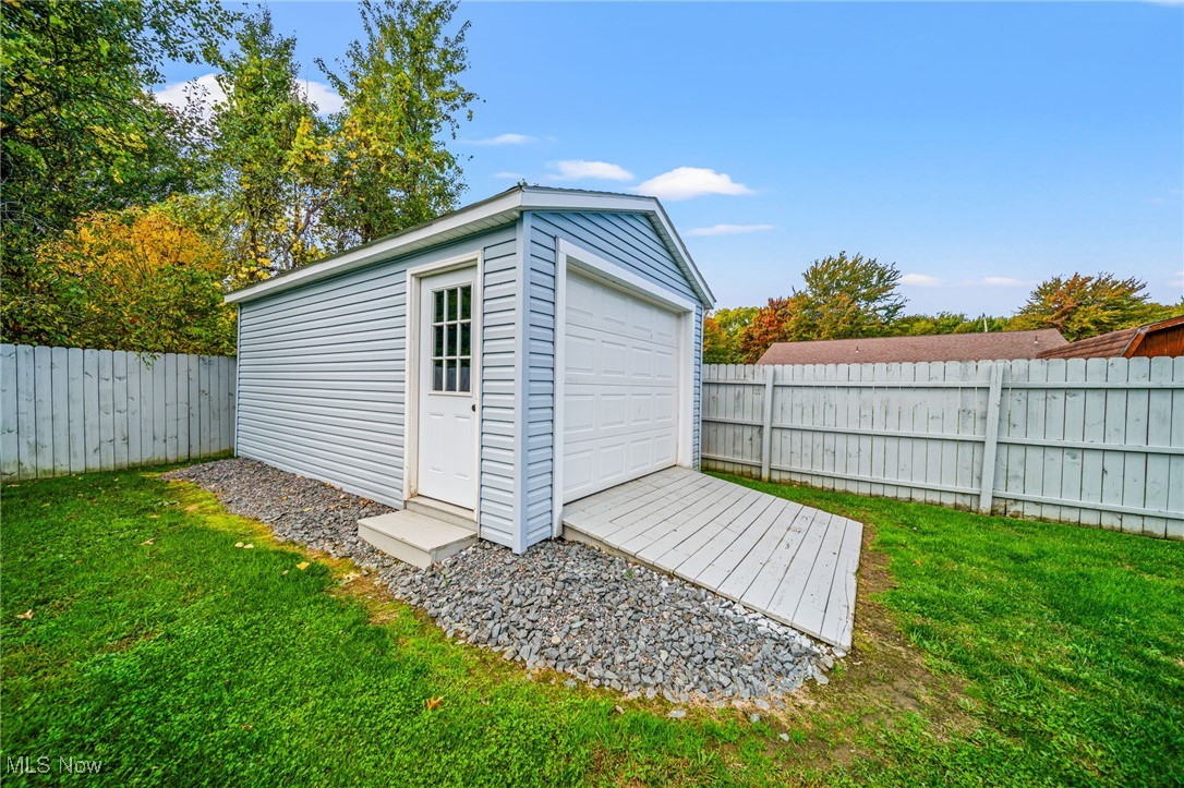 7527 Tamkrist Trail