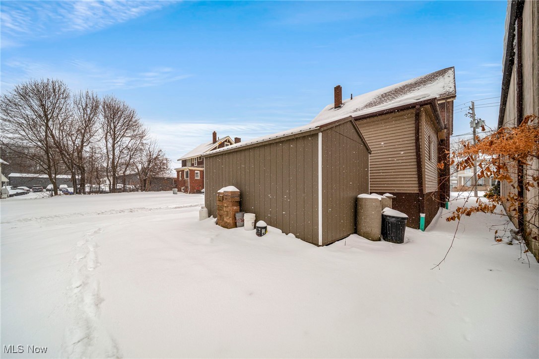 977 W Prospect Road