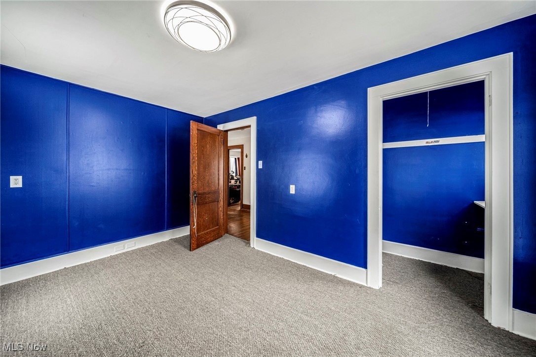 977 W Prospect Road