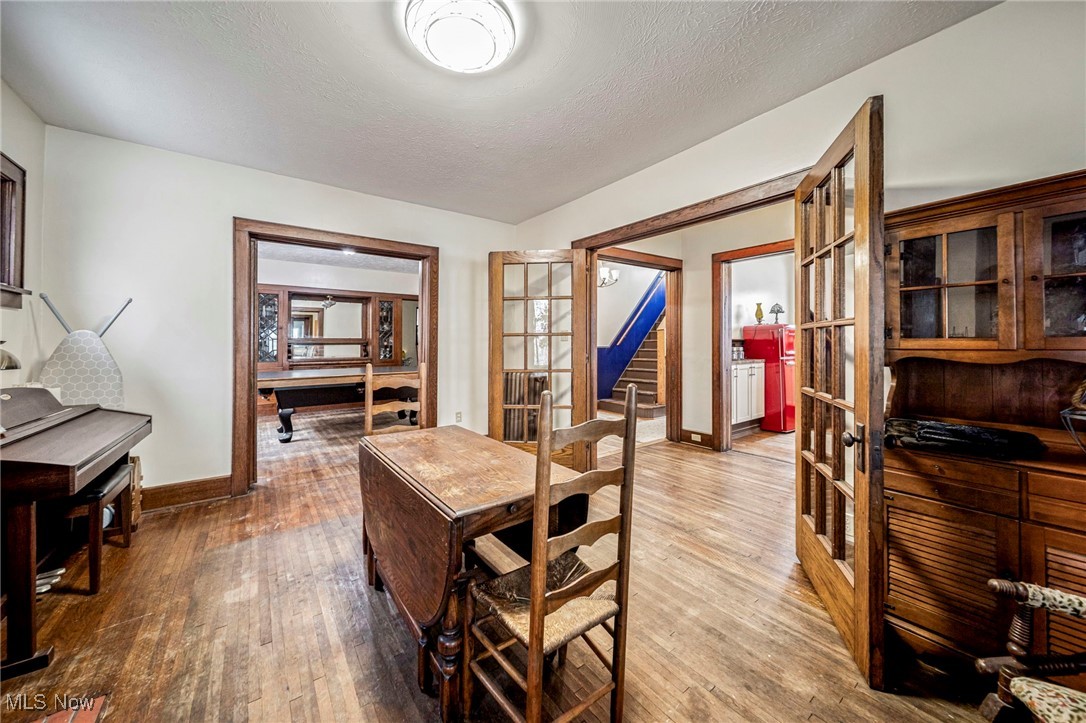977 W Prospect Road