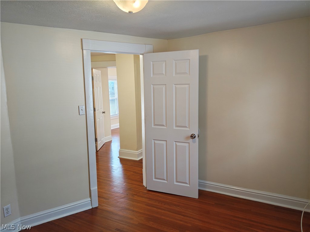 914 W 50th Street