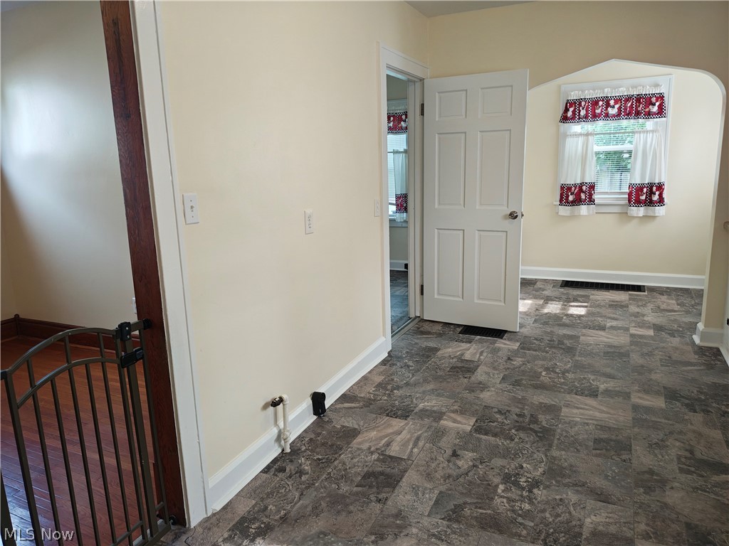 914 W 50th Street