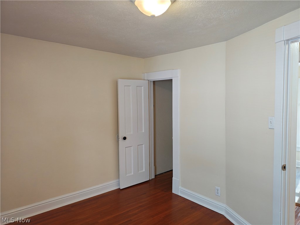 914 W 50th Street