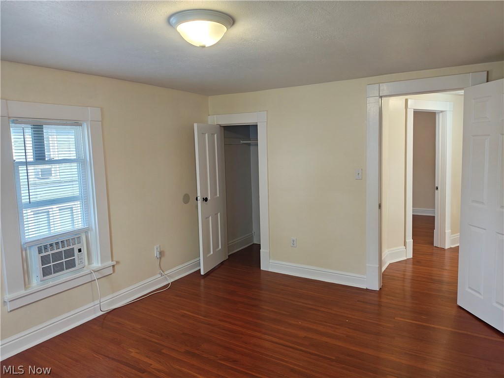 914 W 50th Street