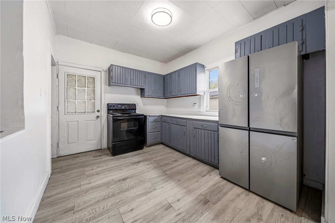 545 W 36th Street
