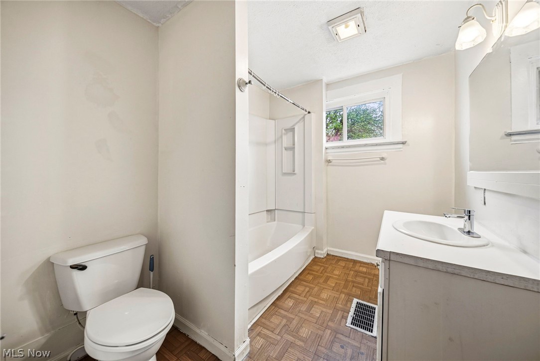 545 W 36th Street