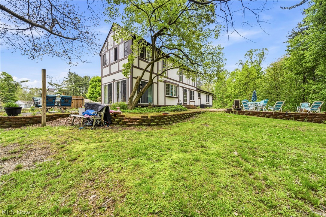 6453 Old Woods Road