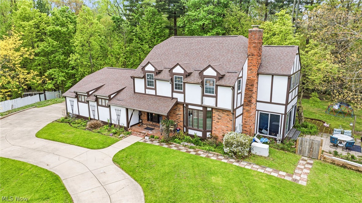 6453 Old Woods Road
