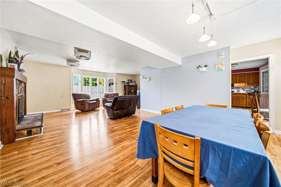 6453 Old Woods Road