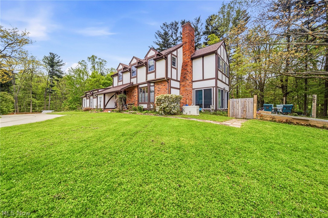 6453 Old Woods Road